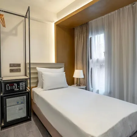 Hotel Smart And Simple Karakoy