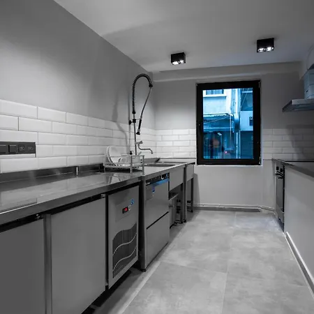 Smart And Simple Karakoy Hotel *