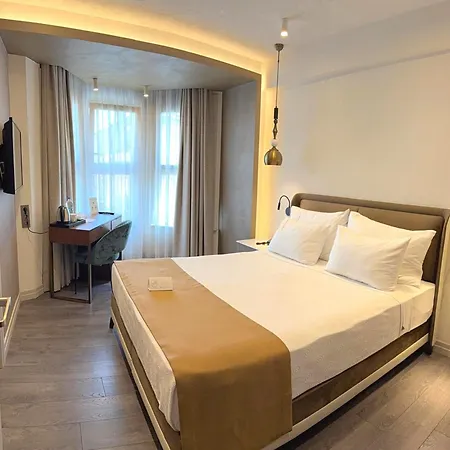 Smart And Simple Karakoy Стамбул