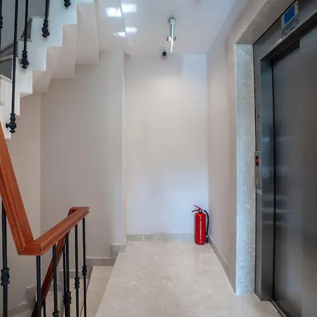 Smart And Simple Karakoy Стамбул