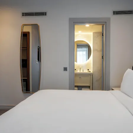 Smart And Simple Karakoy Hotel *