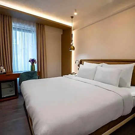 Hotel Smart And Simple Karakoy 3*