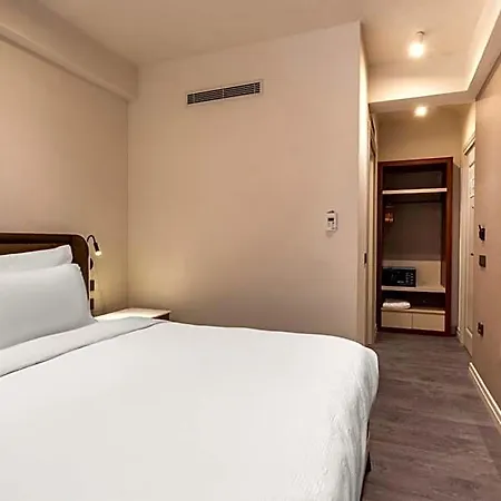 Smart And Simple Karakoy Hotel Istanbul