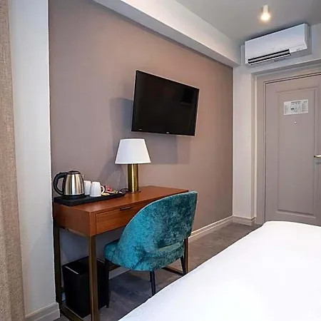 Smart And Simple Karakoy Hotel 3*