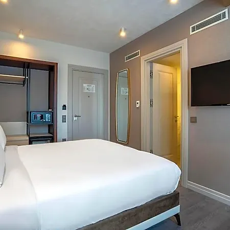 Otel Smart&simple Karakoy 3*