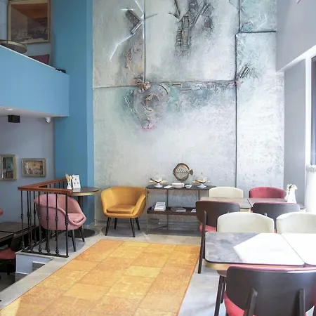 Smart And Simple Karakoy Hotel