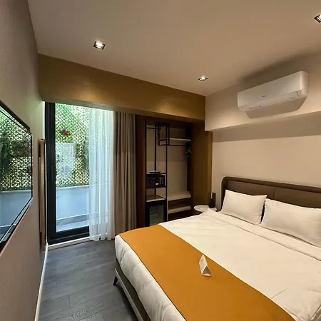 Smart And Simple Karakoy *