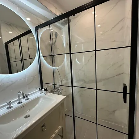 Smart&simple Karakoy 3*