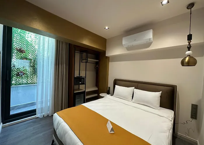 Smart And Simple Karakoy *